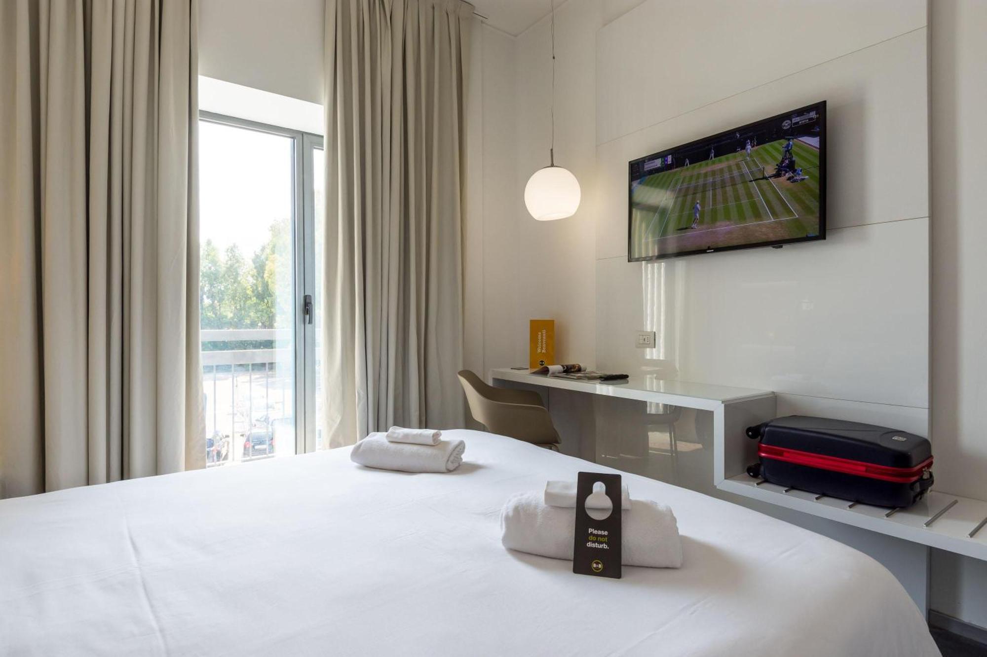 B&B Hotel Savona Buitenkant foto