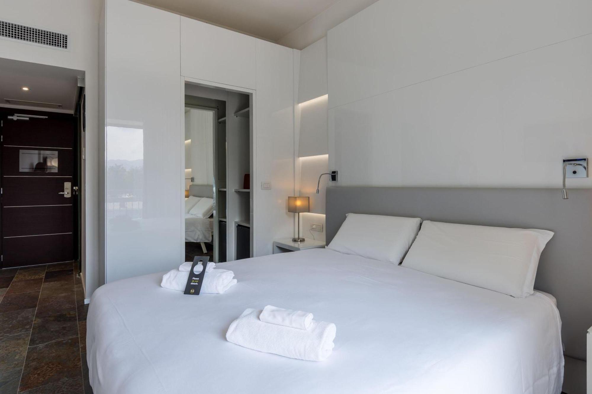 B&B Hotel Savona Buitenkant foto